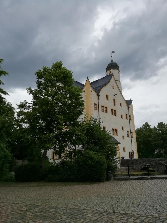 Kleines Haus Mit Geschichte Villa Neukirchen  Luaran gambar