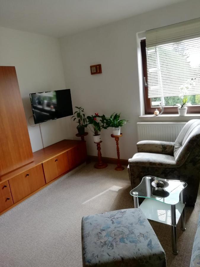Kleines Haus Mit Geschichte Villa Neukirchen  Luaran gambar